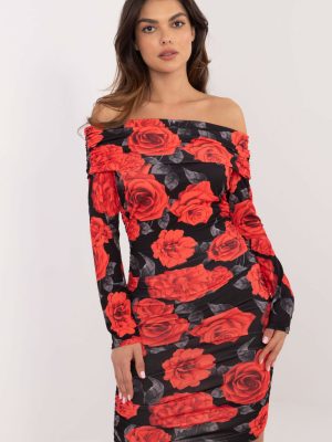 Φόρεμα σε Μαύρο - Fashion-forward choice