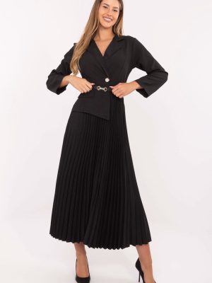 Φόρεμα σε Μαύρο - Fashion-forward choice