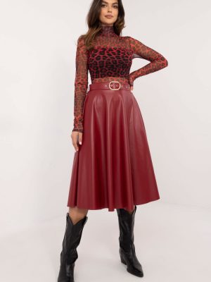 Φούστα σε Κόκκινο - Stile senza tempo