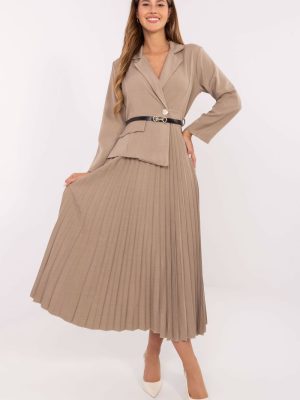 Φόρεμα σε Μπεζ - Street-chic εμφάνιση