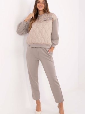 σε Μπεζ - Casual & chic