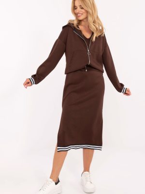 Σετ σε Καφέ - L'élégance réinventée