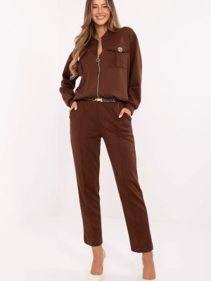 Σετ σε Καφέ - Simplicité chic