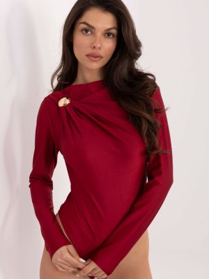 Κορμάκι σε Κόκκινο - Sleek and contemporary