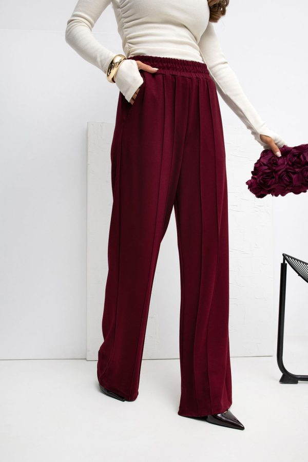 Παντελόνι φόρμας σε Κόκκινο - Everyday elegance