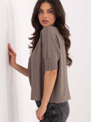 Κοντομάνικο πουλόβερ σε Μπεζ - L'eleganza incontra il comfort