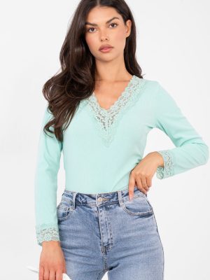 Μπλούζα σε Πράσινο - Essential wardrobe piece