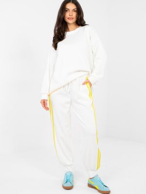 Σετ σε Μπεζ - Un charme discret