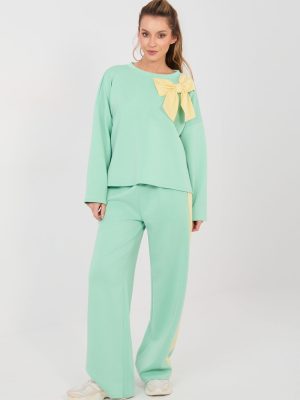 Σετ σε Πράσινο - Un charme discret