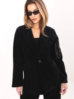 Μπουφάν σε Μαύρο - Un air de romance