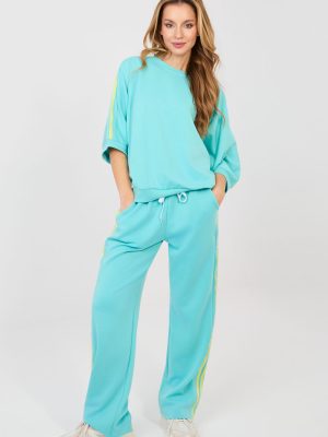 Σετ σε Μπλε - Un charme discret