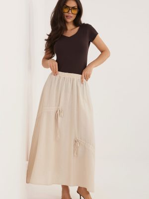 Φούστα σε Μπεζ - Refined elegance