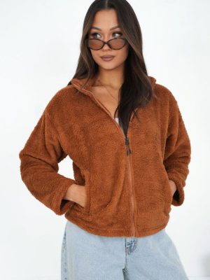 Φούτερ σε Καφέ - Stile senza tempo