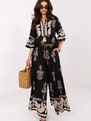 Σετ σε Μαύρο - Effortless sophistication