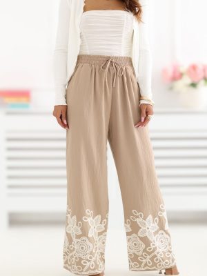 Παντελόνι σε Μπεζ - Refined glamour