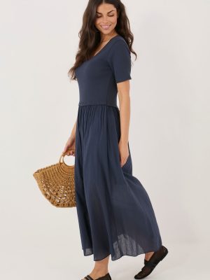 Φόρεμα σε Navy - Understated luxury