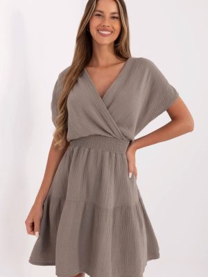 Φόρεμα σε Μπεζ - Classic beauty